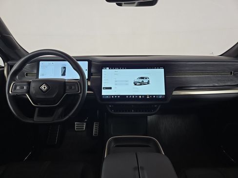 Used 2024 Rivian R1S Adventure AWD/4WD image 27