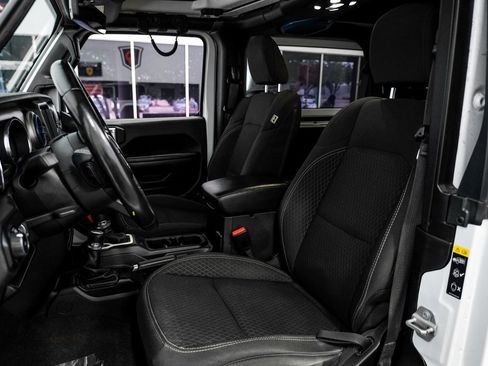 Used 2021 Jeep Wrangler Sport image 35
