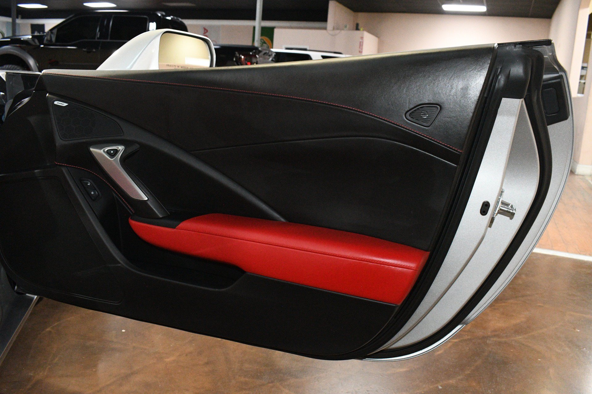 Used 2015 Chevrolet Corvette Z06 w/ 3LZ Preferred Equipment Group RWD image 46