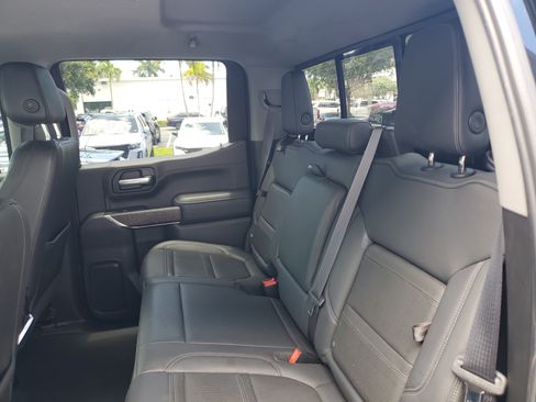 Used 2021 GMC Sierra 1500 Denali w/ Technology Package RWD image 12