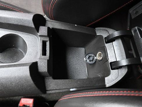 Used 2015 Chevrolet Camaro ZL1 RWD image 28