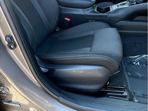 Used 2024 Subaru Outback Premium image 23