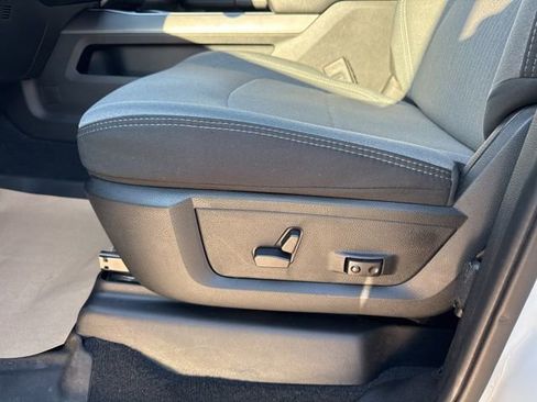 Used 2024 RAM 2500 Lone Star image 11