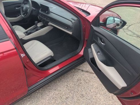 Used 2023 Honda Accord EX image 18