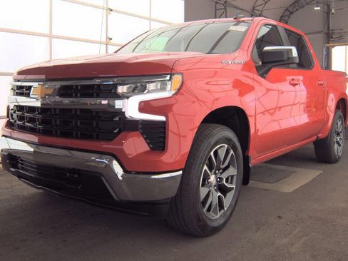 Certified 2023 Chevrolet Silverado 1500 LT image 4