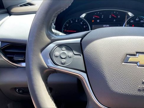 Used 2020 Chevrolet Traverse LT AWD/4WD image 21