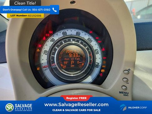 Used 2012 FIAT 500 Lounge w/ Luxury Leather Pkg FWD image 12