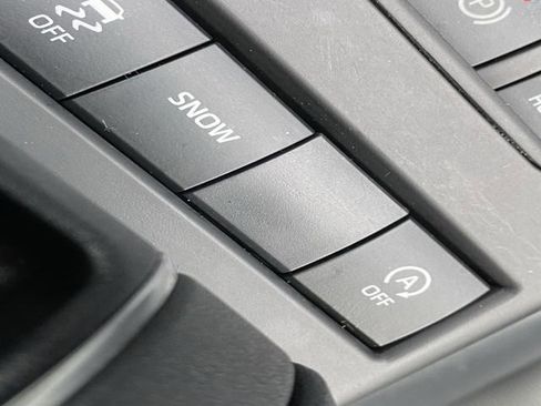 Used 2022 Toyota Highlander XSE image 34