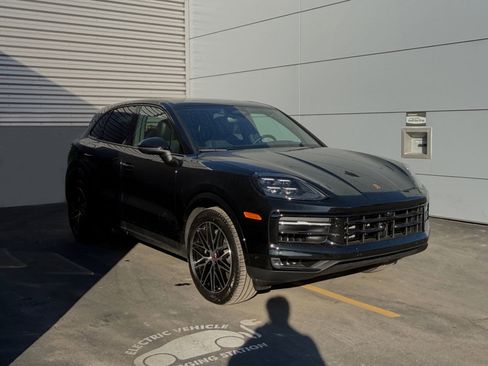 New 2026 Porsche Cayenne image 5