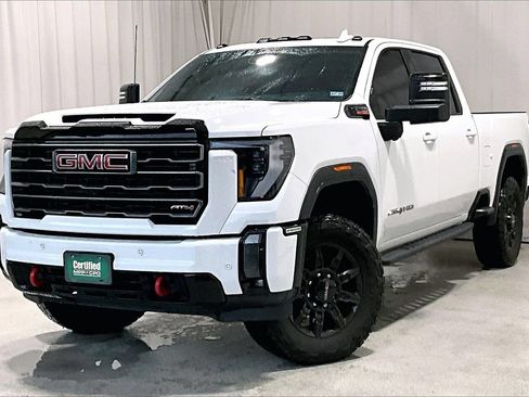 Used 2024 GMC Sierra 2500 AT4 w/ AT4 Premium Plus Package AWD/4WD image 2