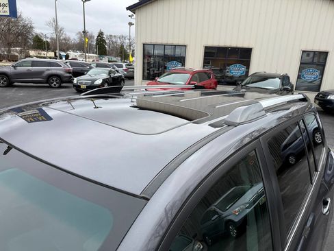 Used 2013 Toyota Highlander Limited image 9