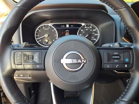 Used 2023 Nissan Rogue SL w/ SL Premium Package image 20