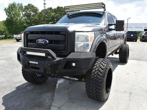 Used 2012 Ford F250 XL w/ PWR Equipment Group AWD/4WD image 2