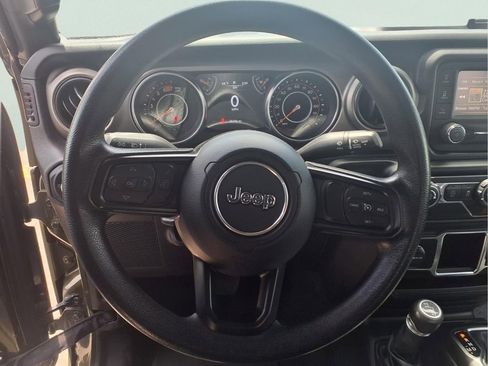 Used 2021 Jeep Wrangler Unlimited Sport AWD/4WD image 6