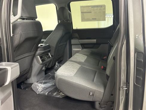 New 2026 Ford F350 XLT w/ XLT Premium Package AWD/4WD image 22