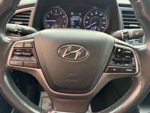 Used 2017 Hyundai Elantra Value Edition image 41