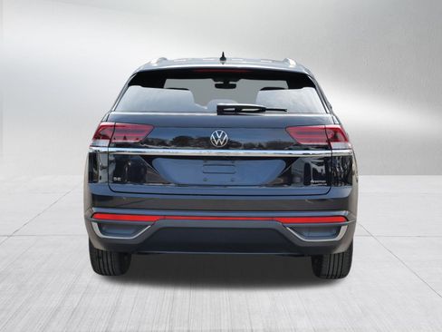 Certified 2023 Volkswagen Atlas Cross Sport SE image 6