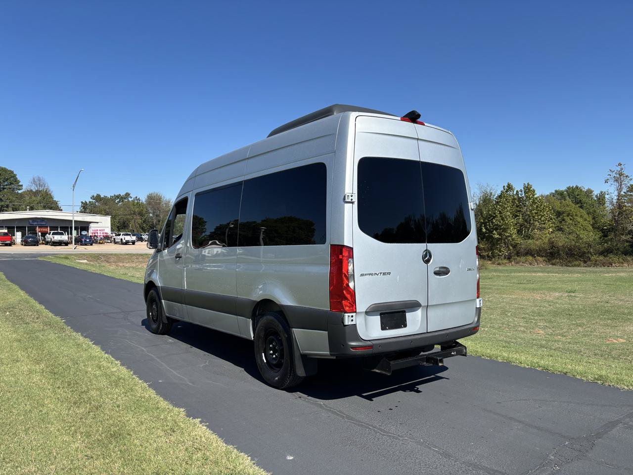 Used 2019 Mercedes-Benz Sprinter 2500 image 6