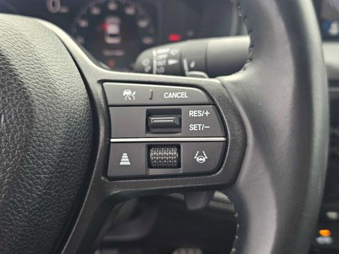 Used 2025 Honda Accord Sport image 29