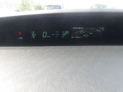 Used 2015 Toyota Prius Three FWD image 21