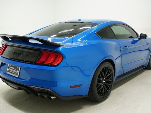 Used 2020 Ford Mustang GT Premium w/ GT Performance Package RWD image 4