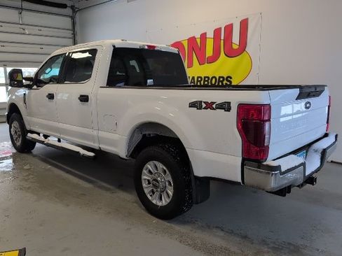 Used 2022 Ford F250 XLT image 2