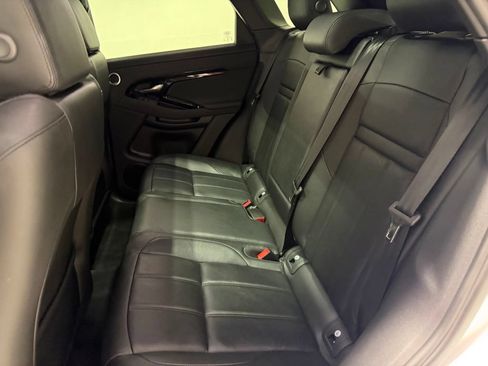 Used 2024 Land Rover Range Rover Evoque S AWD/4WD image 35