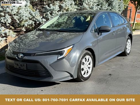 Used 2024 Toyota Corolla LE image 2