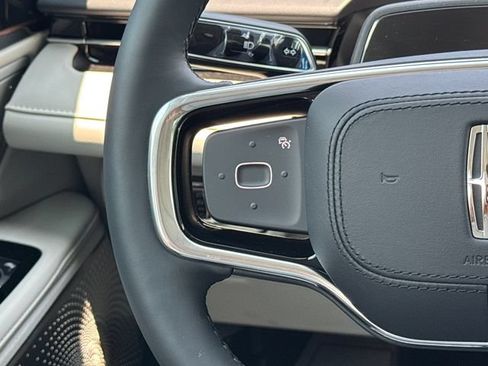 New 2026 Lincoln Nautilus Reserve AWD/4WD image 26
