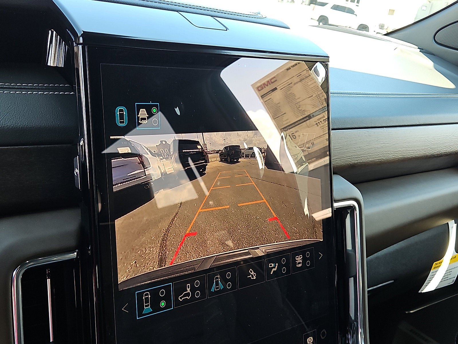 New 2026 GMC Yukon Denali Ultimate AWD/4WD image 18