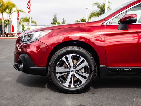 Used 2018 Subaru Outback 2.5i Limited AWD/4WD image 7