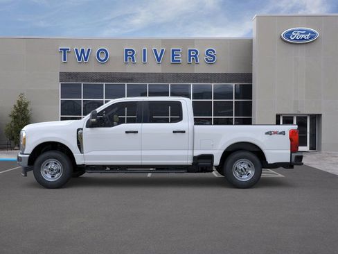 New 2026 Ford F250 XL w/ XL Chrome Package image 3