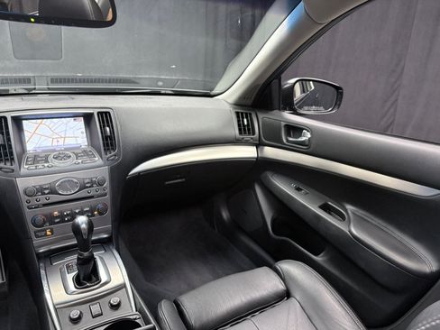 Used 2012 INFINITI G37 x Sedan w/ Premium Pkg AWD/4WD image 36