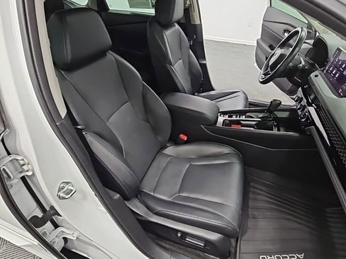 Used 2024 Honda Accord EX-L image 40