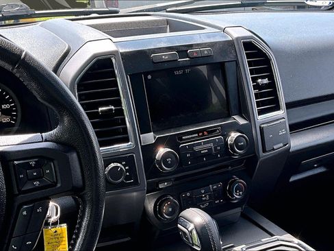 Used 2016 Ford F150 XLT w/ Equipment Group 302A Luxury AWD/4WD image 6