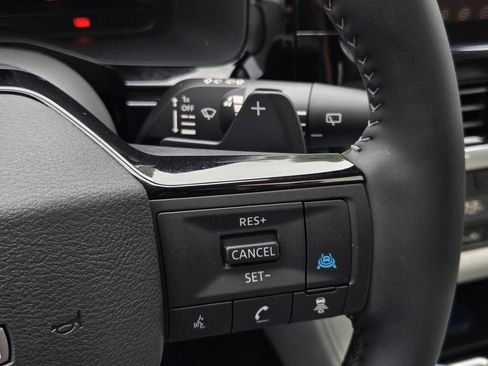 New 2026 Nissan Pathfinder SL w/ SL Premium Package FWD image 28