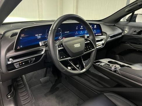 Certified 2024 Cadillac Lyriq Tech AWD/4WD image 15