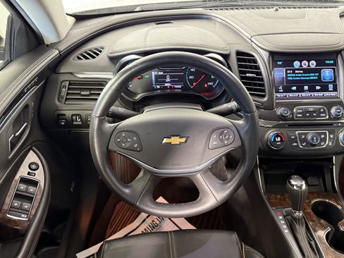Used 2015 Chevrolet Impala LTZ image 11