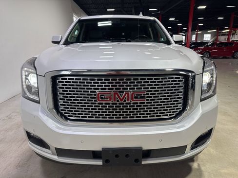 Used 2017 GMC Yukon Denali w/ Open Road Package image 9