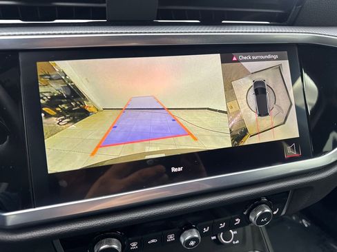 Used 2024 Audi Q3 2.0T Premium Plus w/ Premium Plus Package image 66