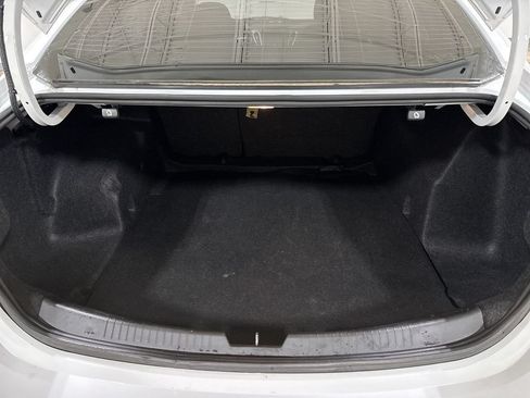 Used 2021 Chevrolet Malibu RS FWD image 23