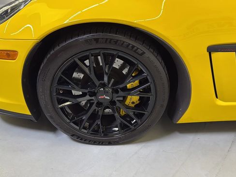 Used 2013 Chevrolet Corvette Grand Sport w/ 3LT Preferred Equipment Group image 29