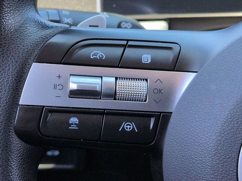 Used 2025 Hyundai Sonata SEL FWD image 24