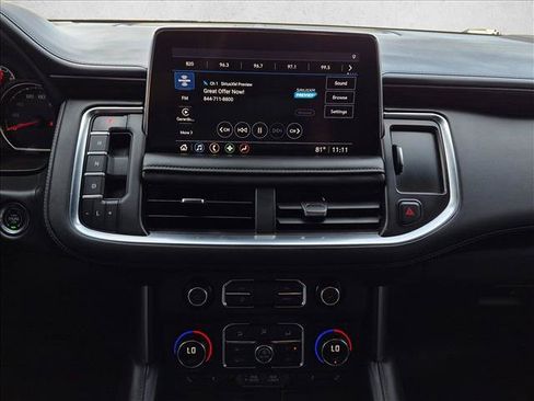 Used 2021 Chevrolet Tahoe Z71 w/ Z71 Signature Package AWD/4WD image 14