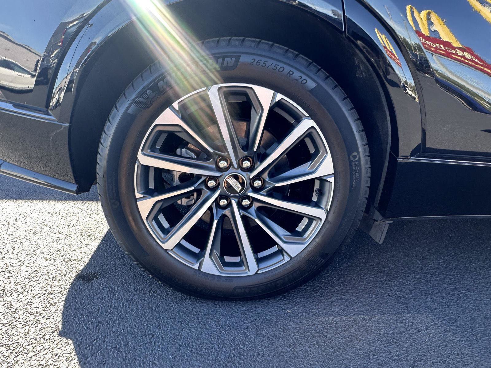 Used 2024 Cadillac Lyriq Sport AWD/4WD image 18