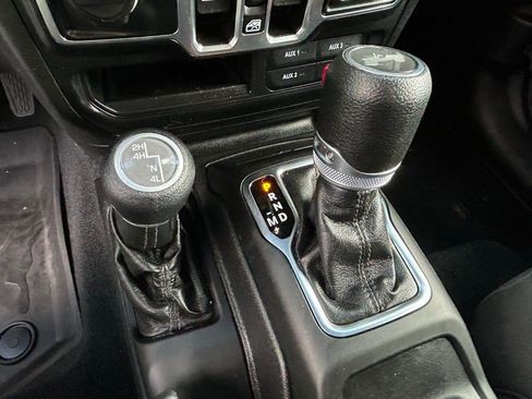 Certified 2022 Jeep Wrangler Unlimited Sport image 28