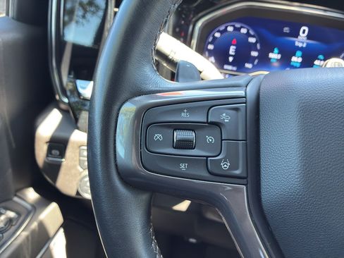 Used 2025 Chevrolet Silverado 1500 High Country w/ High Country Premium Package AWD/4WD image 32