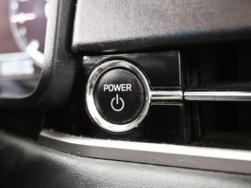 Used 2023 Mitsubishi Outlander SE image 23