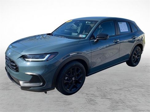 Used 2023 Honda HR-V Sport image 7