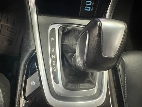 Used 2017 Ford Edge Titanium w/ Technology Package FWD image 31